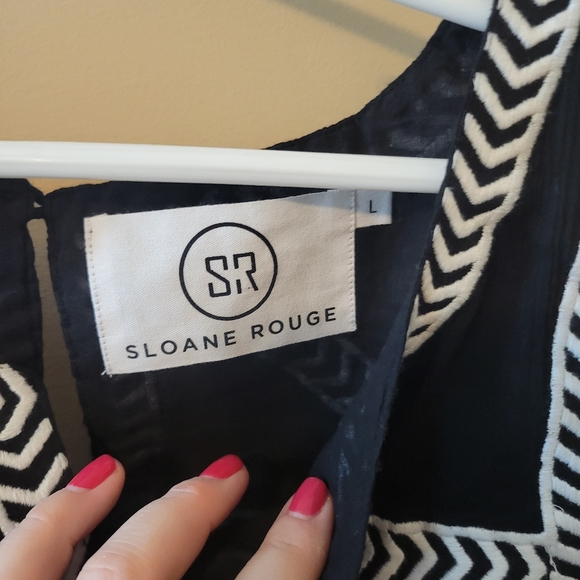 Boho Black and White Sleeveless Peasant Top - Picture 2 of 4